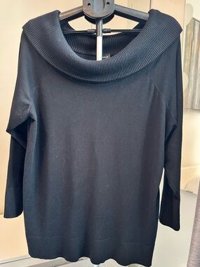 Torrid Size 3 Black Knit Top with Ribbed Collar